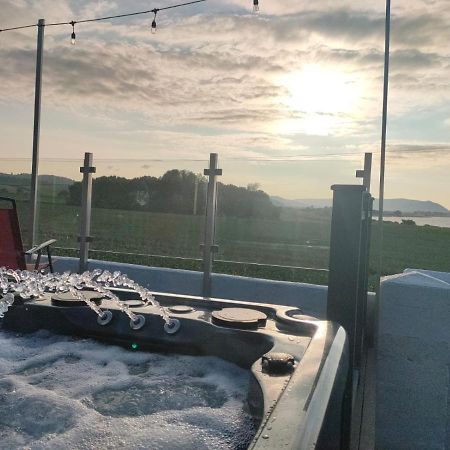 Blue Anchor House - Seaview, Hot Tub Apartments Exterior photo