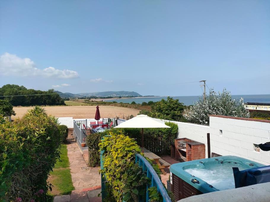 Blue Anchor House - Seaview, Hot Tub Apartments Exterior photo