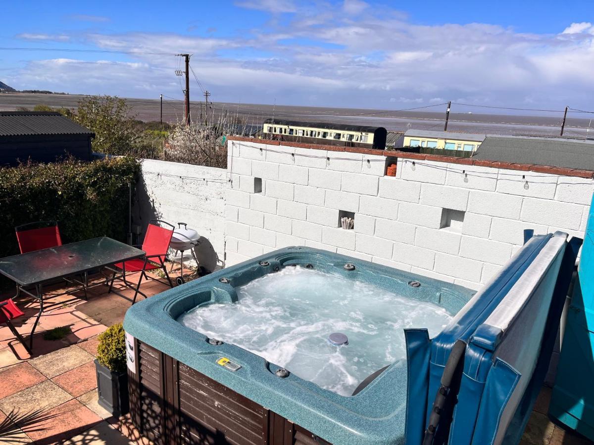 Blue Anchor House - Seaview, Hot Tub Apartments Exterior photo